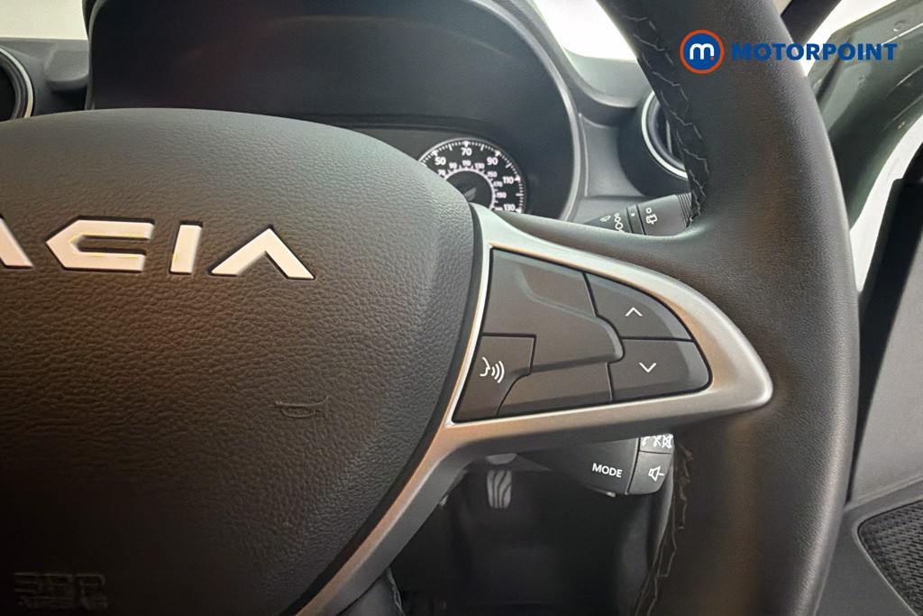Dacia Duster Extreme Manual Petrol SUV - Stock Number (1656887) - 4th supplementary image