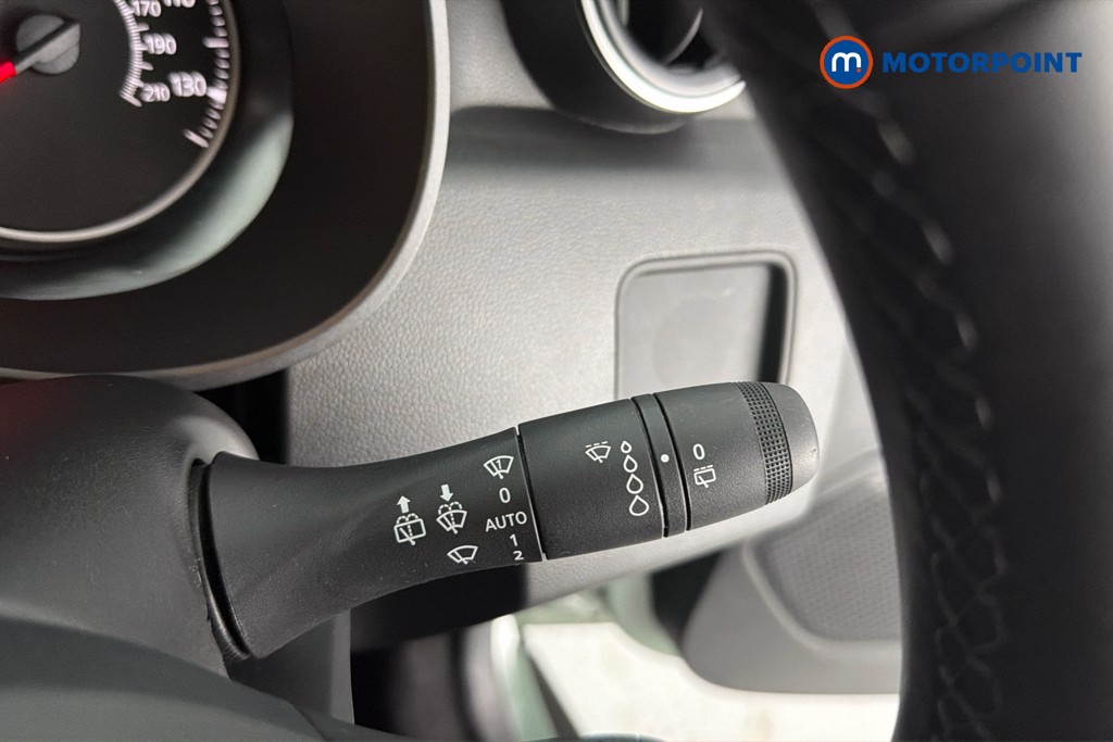 Dacia Duster Extreme Manual Petrol SUV - Stock Number (1656887) - 7th supplementary image