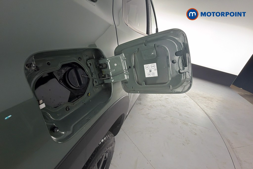 Dacia Duster Extreme Manual Petrol SUV - Stock Number (1656887) - 41st supplementary image