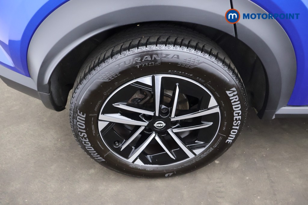 Nissan Juke N-Connecta Manual Petrol SUV - Stock Number (1657028) - 3rd supplementary image