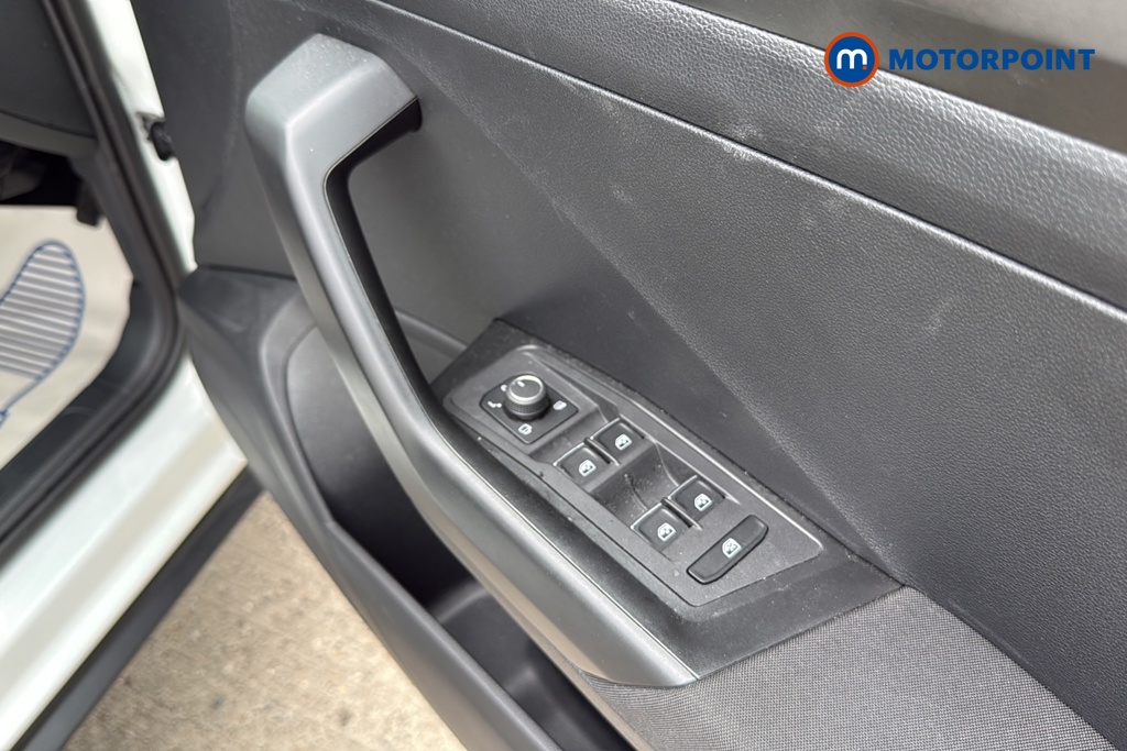 Volkswagen T-Roc SE Manual Diesel SUV - Stock Number (1657110) - 19th supplementary image