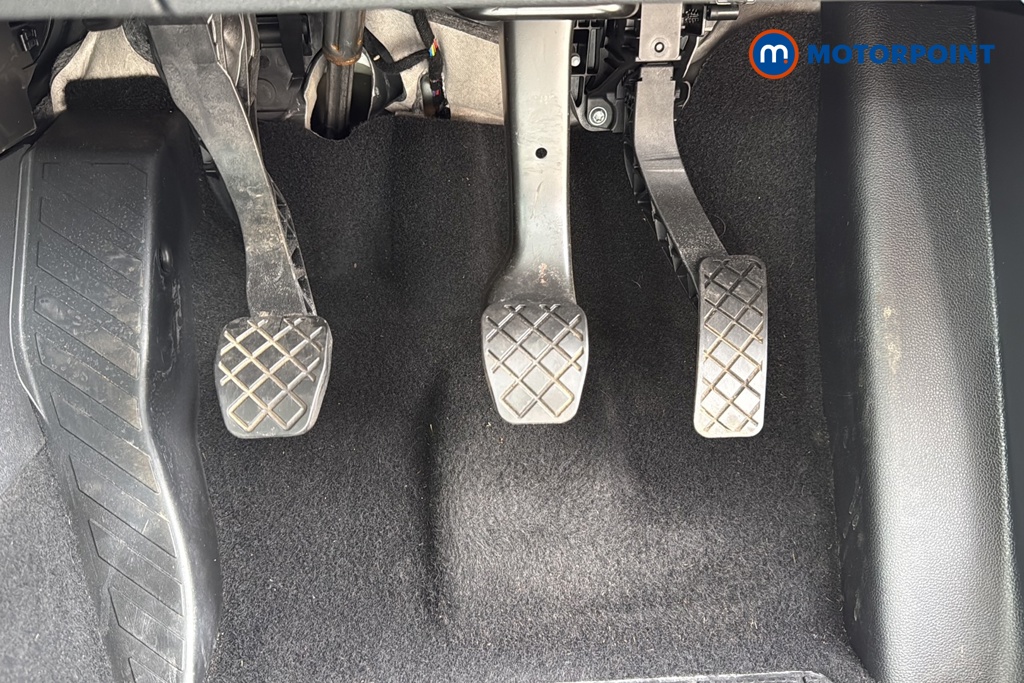 Volkswagen T-Roc SE Manual Diesel SUV - Stock Number (1657110) - 24th supplementary image