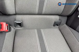 Volkswagen T-Roc SE Manual Diesel SUV - Stock Number (1657110) - 27th supplementary image