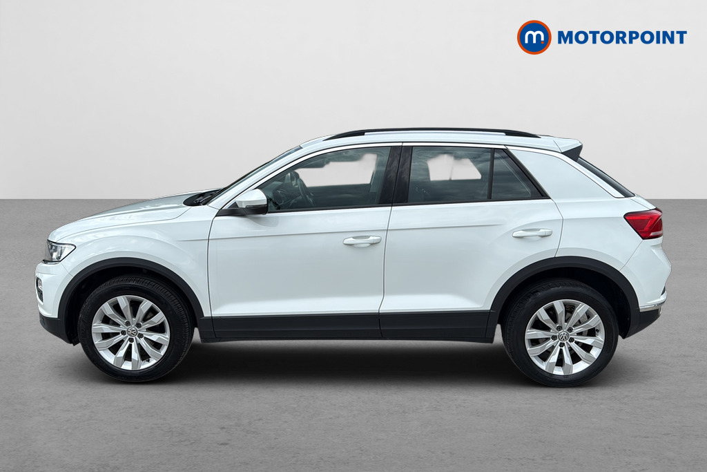Volkswagen T-Roc SE Manual Diesel SUV - Stock Number (1657110) - Drivers side