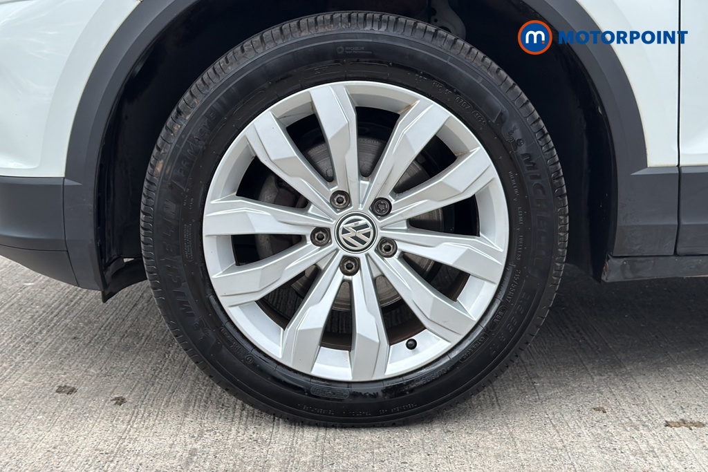 Volkswagen T-Roc SE Manual Diesel SUV - Stock Number (1657110) - 44th supplementary image