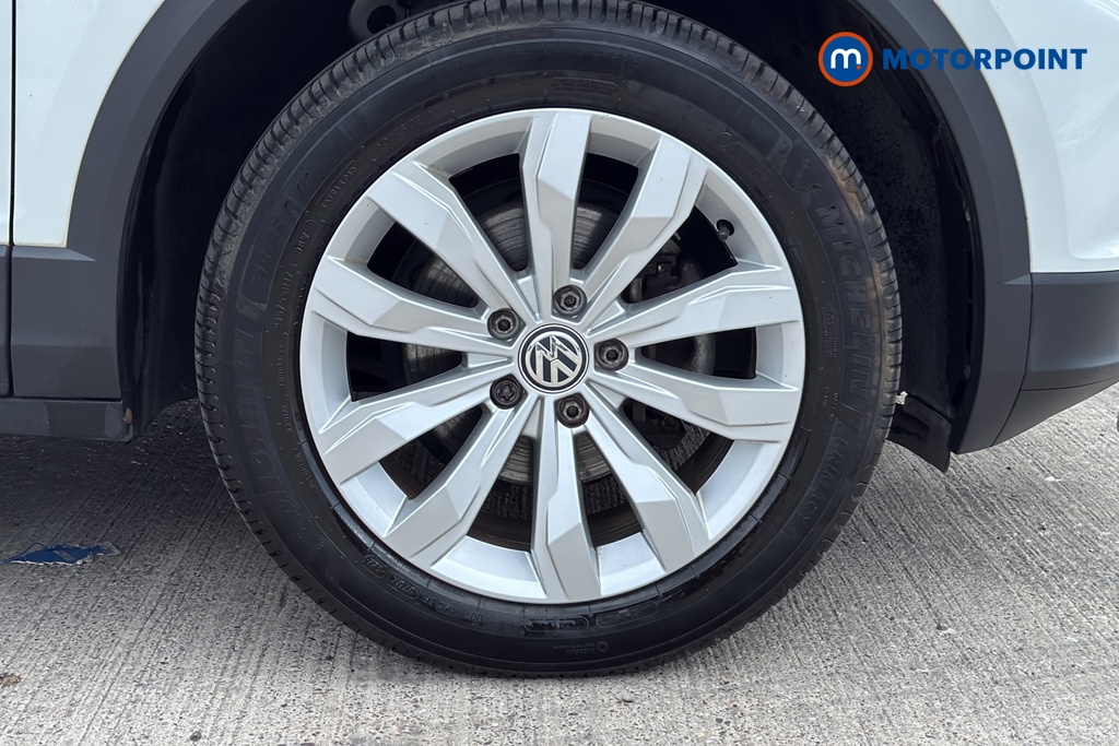 Volkswagen T-Roc SE Manual Diesel SUV - Stock Number (1657110) - 47th supplementary image