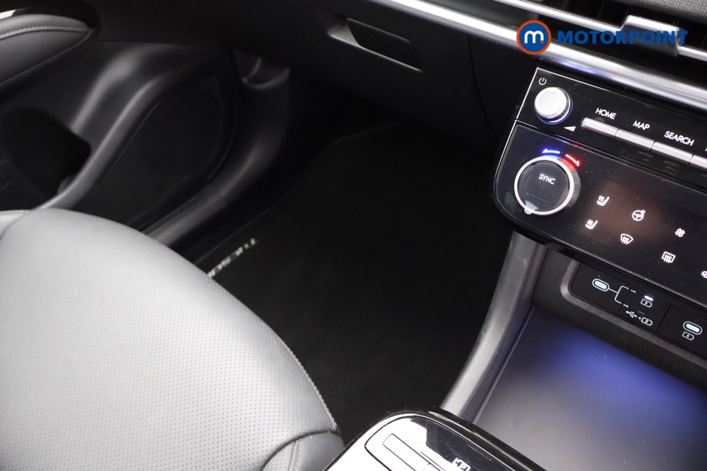 Hyundai Tucson Ultimate Automatic Petrol Plug-In Hybrid SUV - Stock Number (1657370) - 12th supplementary image