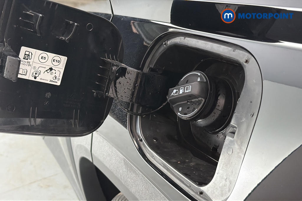 Hyundai Tucson Ultimate Automatic Petrol Plug-In Hybrid SUV - Stock Number (1657429) - 41st supplementary image
