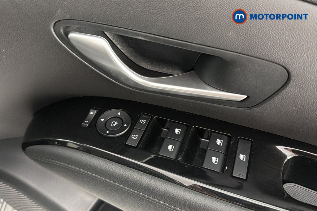 Hyundai Tucson Ultimate Automatic Petrol Plug-In Hybrid SUV - Stock Number (1657436) - 19th supplementary image