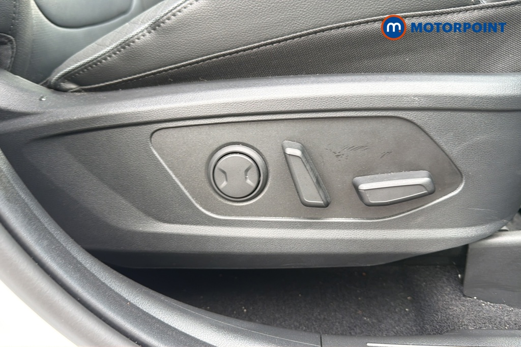 Hyundai Tucson Ultimate Automatic Petrol Plug-In Hybrid SUV - Stock Number (1657457) - 23rd supplementary image