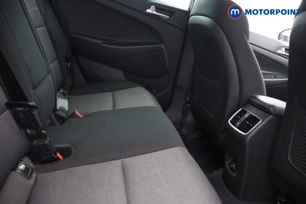 Hyundai Tucson Se Nav Manual Petrol SUV - Stock Number (1610507) - 8th supplementary image