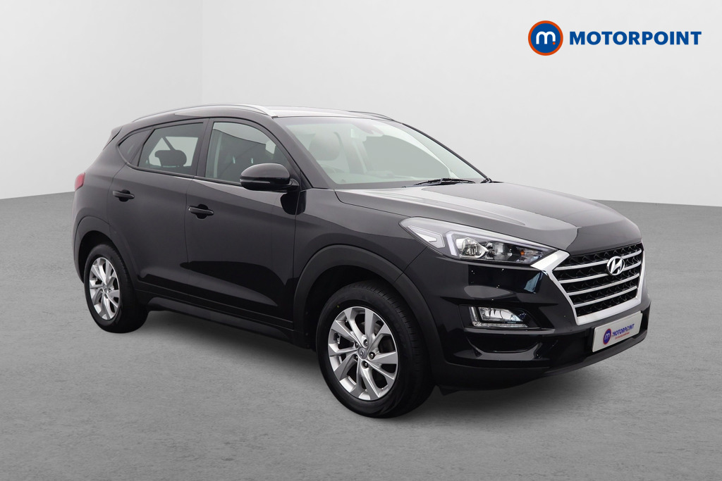 Hyundai Tucson Se Nav Manual Petrol SUV - Stock Number (1610507) - Drivers side front corner