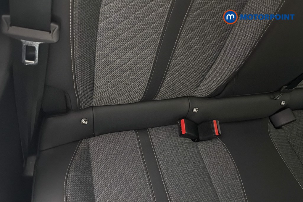 Peugeot 208 Allure Manual Petrol Hatchback - Stock Number (1624800) - 29th supplementary image