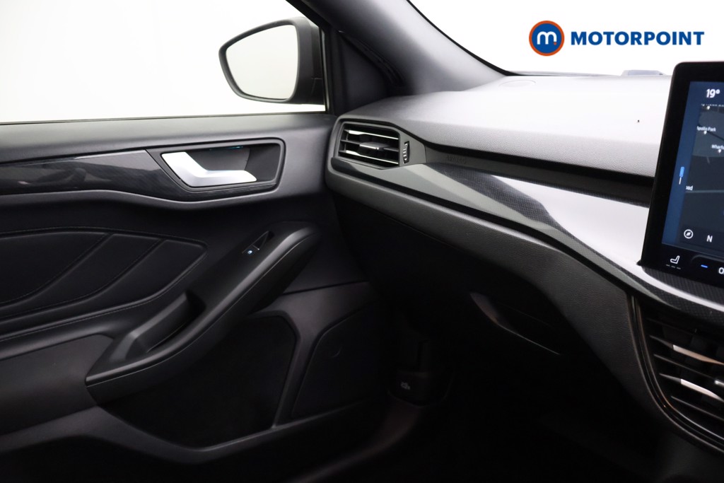 Ford Focus St-Line X Manual Petrol Estate - Stock Number (1630299) - 10th supplementary image