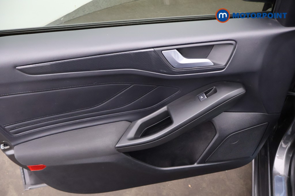 Ford Focus St-Line X Manual Petrol Estate - Stock Number (1630299) - 22nd supplementary image