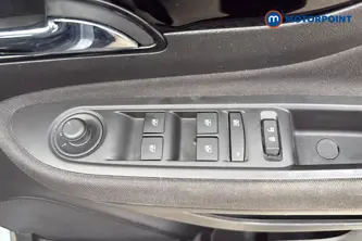 Vauxhall Mokka X Active Manual Petrol SUV - Stock Number (1631906) - 19th supplementary image