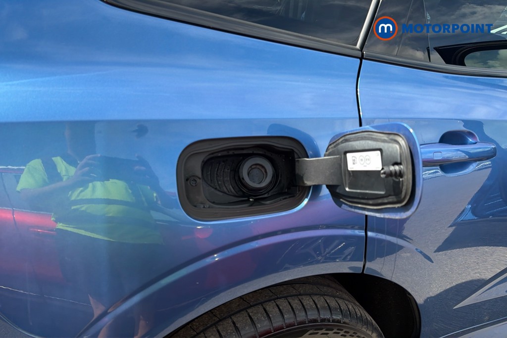 Volvo Xc60 R Design Pro Automatic Petrol SUV - Stock Number (1634388) - 34th supplementary image