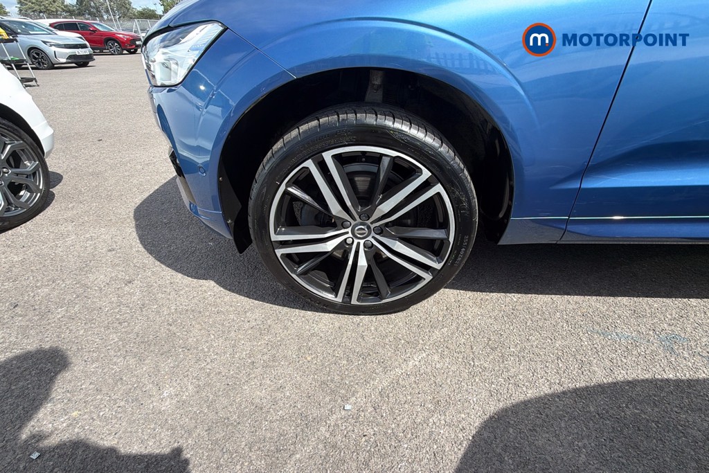 Volvo Xc60 R Design Pro Automatic Petrol SUV - Stock Number (1634388) - 41st supplementary image