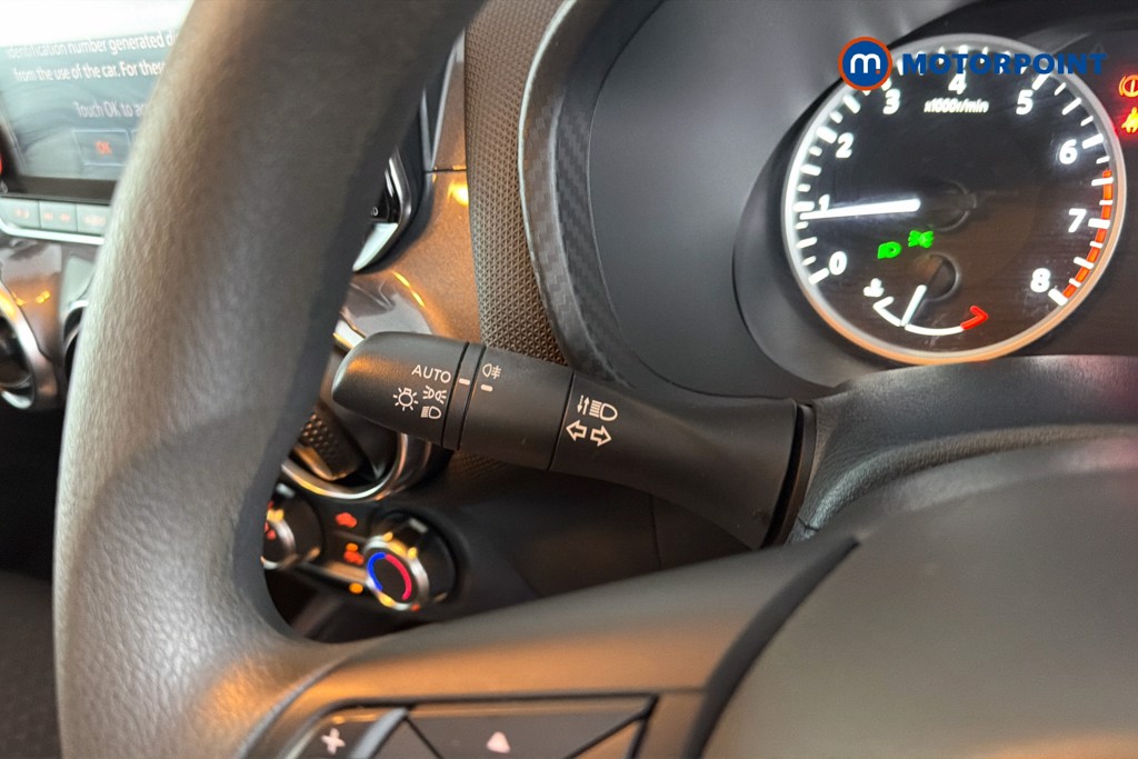 Nissan Juke Acenta Manual Petrol SUV - Stock Number (1644603) - 6th supplementary image