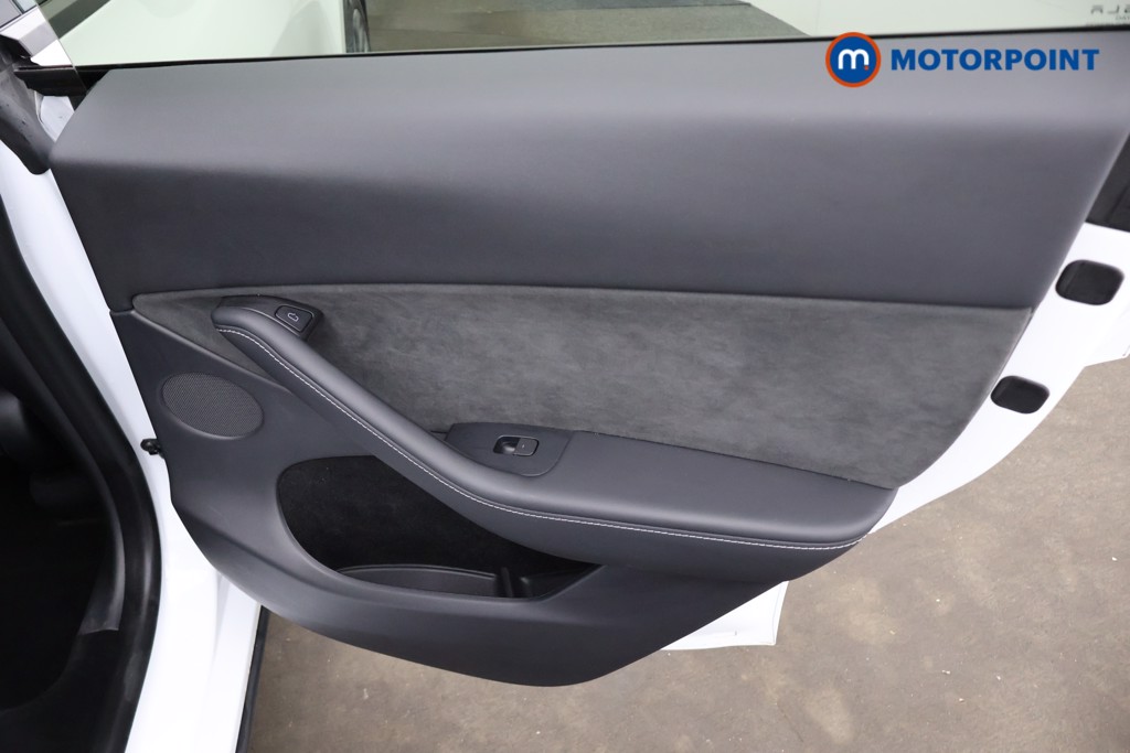Tesla Model Y Rwd 5Dr Auto Automatic Electric SUV - Stock Number (1644768) - 16th supplementary image