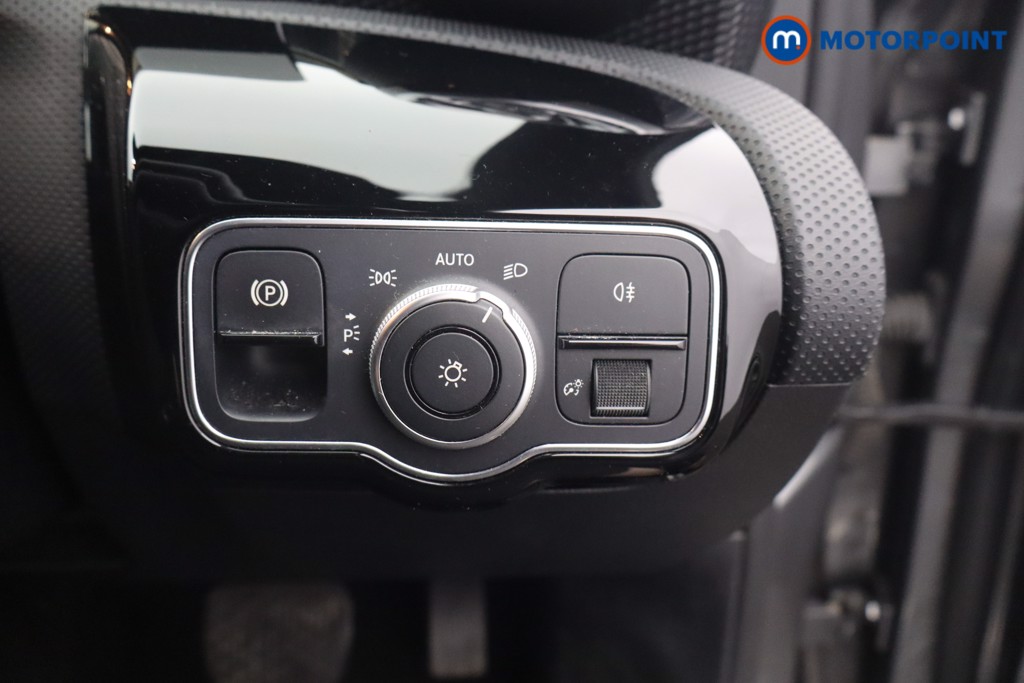 Mercedes-Benz A Class Sport Automatic Diesel Hatchback - Stock Number (1645282) - 11th supplementary image