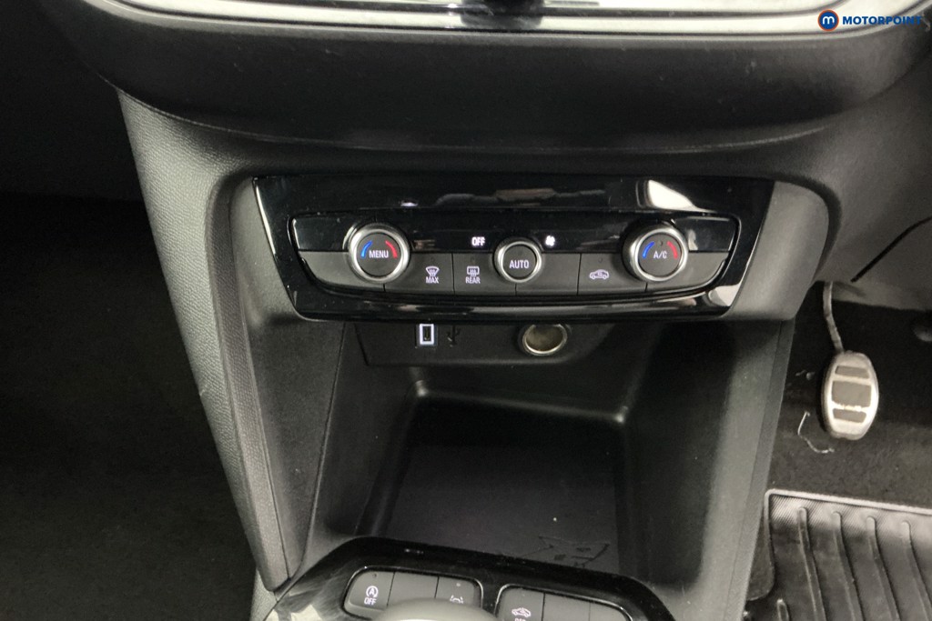 Vauxhall Corsa GS Manual Petrol Hatchback - Stock Number (1645356) - 17th supplementary image