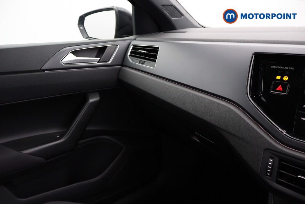 Volkswagen Polo R-Line Manual Petrol Hatchback - Stock Number (1646266) - 10th supplementary image