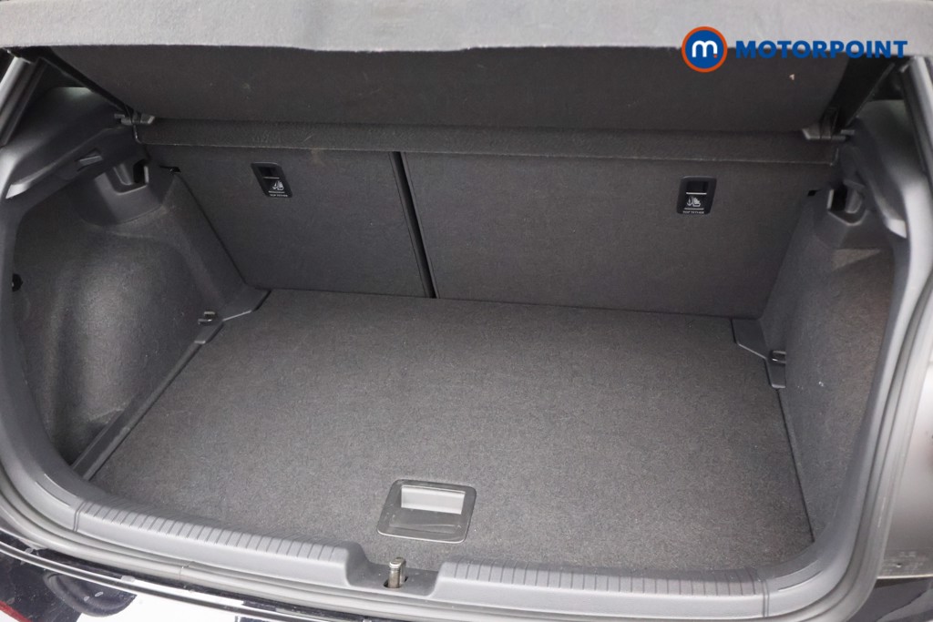 Volkswagen Polo R-Line Manual Petrol Hatchback - Stock Number (1646266) - 19th supplementary image