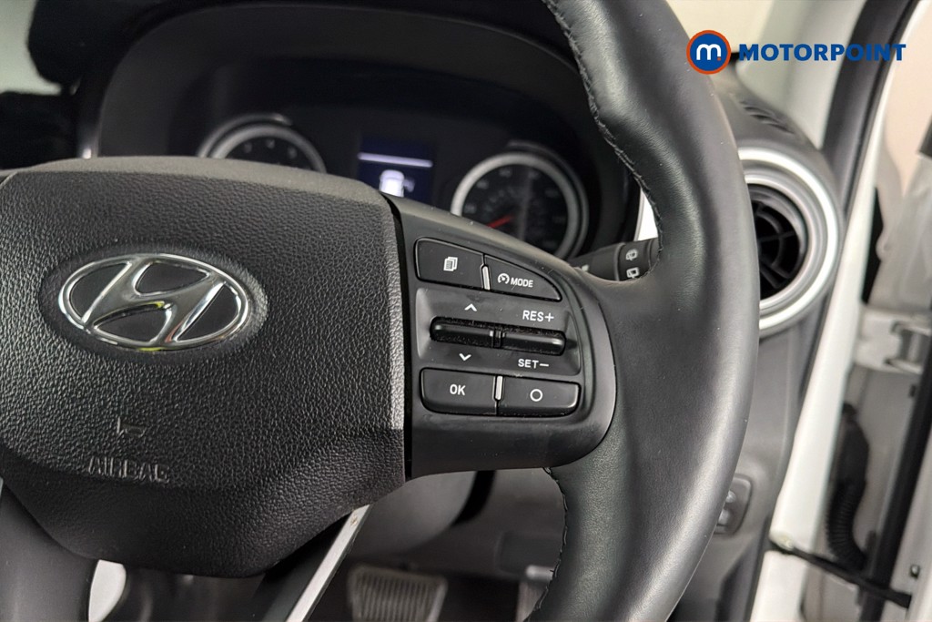 Hyundai I10 Premium Automatic Petrol Hatchback - Stock Number (1646453) - 4th supplementary image