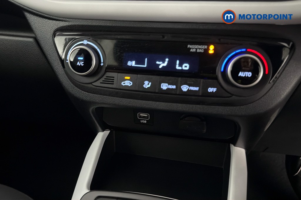 Hyundai I10 Premium Automatic Petrol Hatchback - Stock Number (1646453) - 10th supplementary image