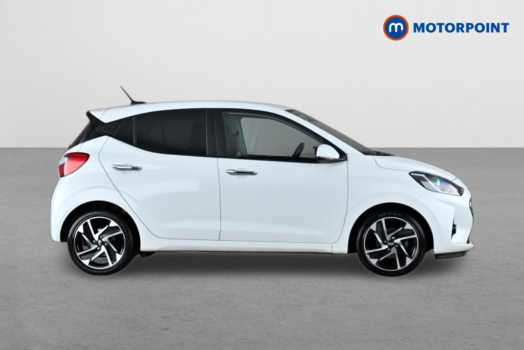 Hyundai I10 Premium Automatic Petrol Hatchback - Stock Number (1646453) - Drivers side