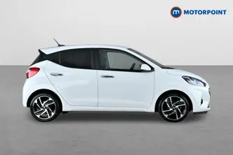Hyundai I10 Premium Automatic Petrol Hatchback - Stock Number (1646453) - Drivers side