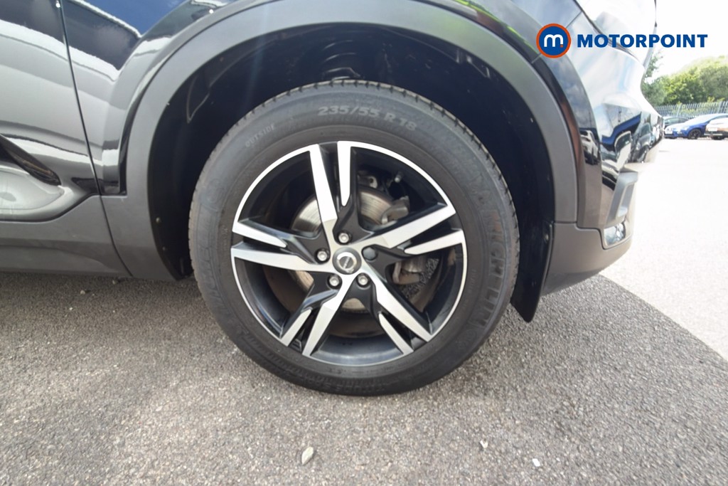 Volvo Xc40 R Design Manual Petrol SUV - Stock Number (1647895) - 36th supplementary image