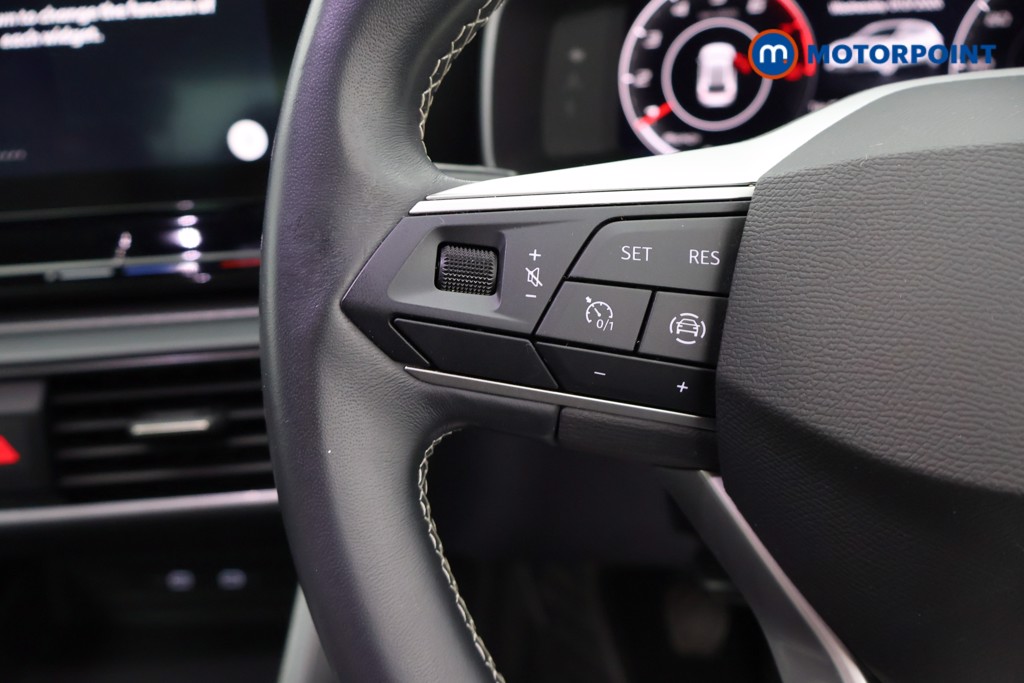Seat Leon Se Dynamic Manual Petrol Hatchback - Stock Number (1648627) - 3rd supplementary image