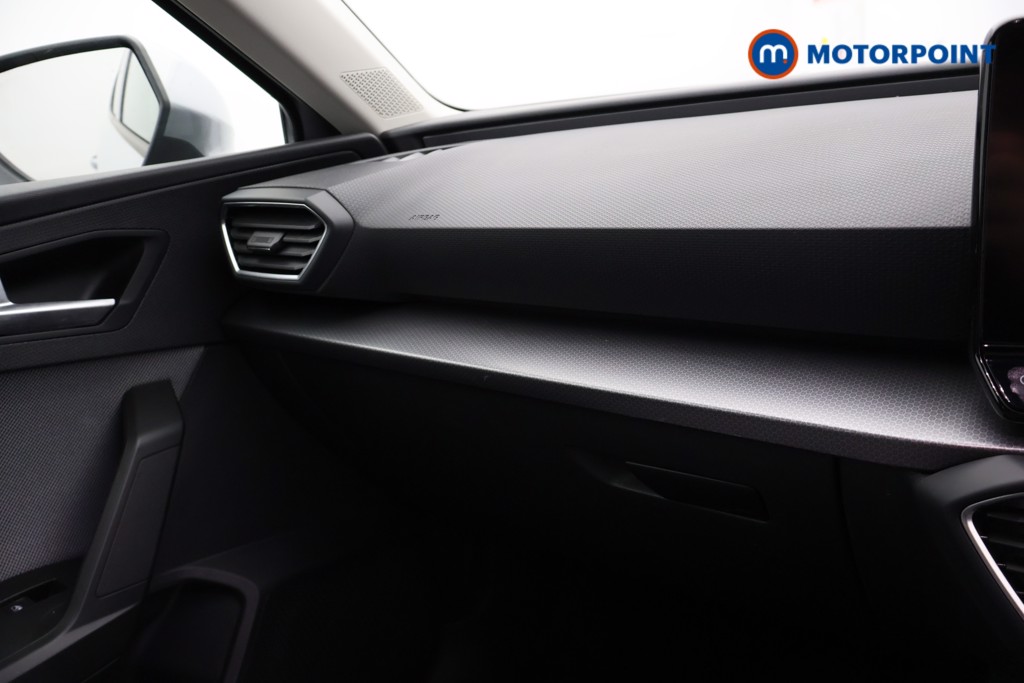 Seat Leon Se Dynamic Manual Petrol Hatchback - Stock Number (1648627) - 8th supplementary image