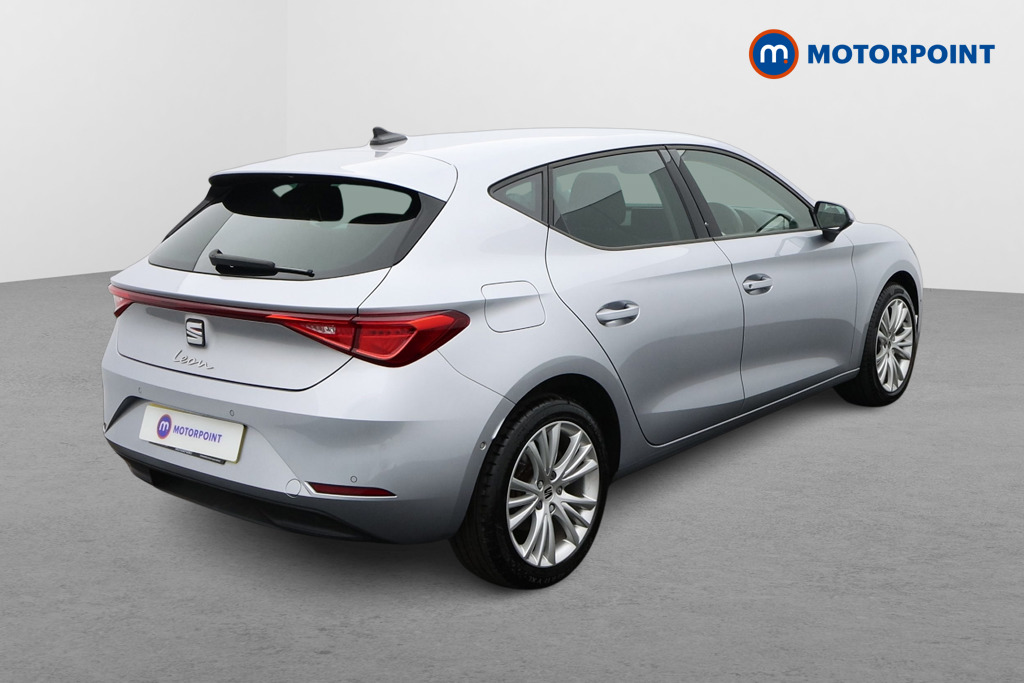 Seat Leon Se Dynamic Manual Petrol Hatchback - Stock Number (1648627) - Drivers side rear corner
