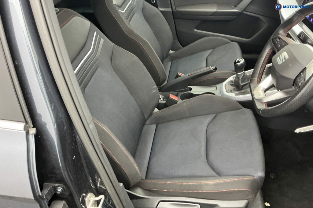 Seat Arona FR Manual Petrol SUV - Stock Number (1649460) - 5th supplementary image