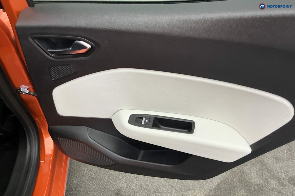 Renault Clio S Edition Automatic Petrol-Electric Hybrid Hatchback - Stock Number (1649697) - 25th supplementary image