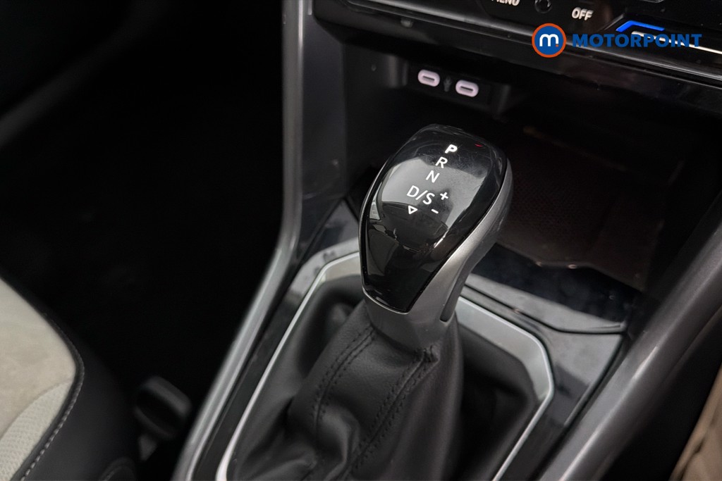 Volkswagen T-Roc Style Automatic Petrol SUV - Stock Number (1649750) - 15th supplementary image