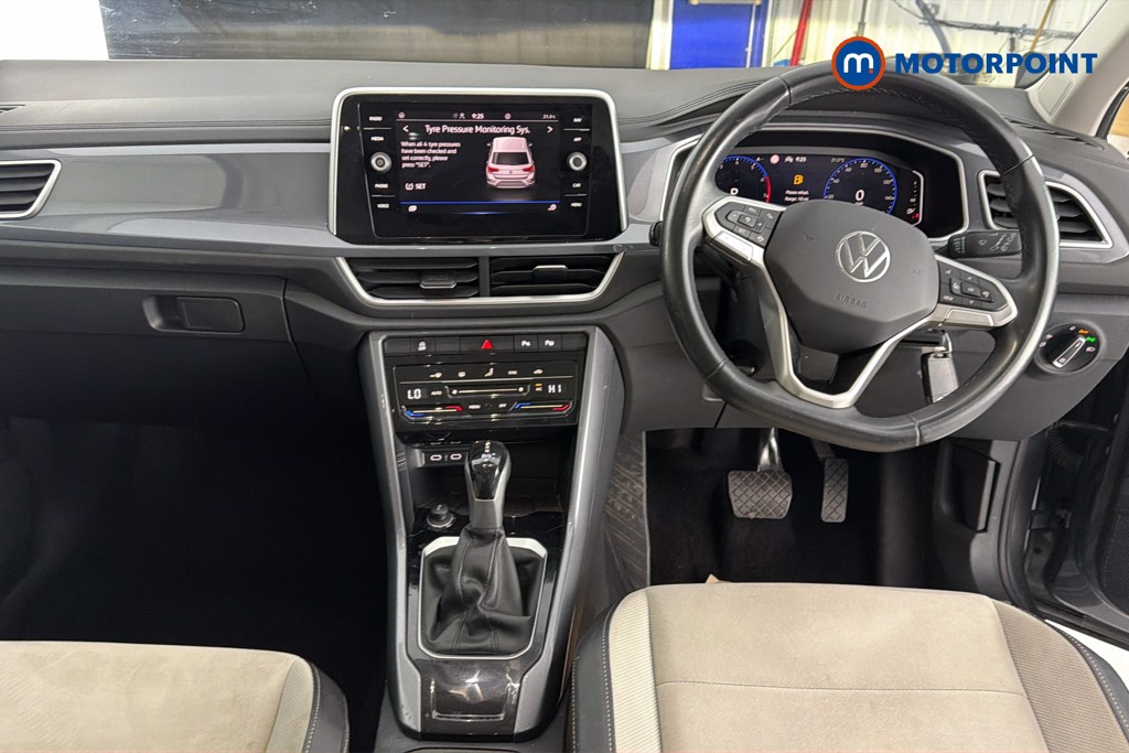 Volkswagen T-Roc Style Automatic Petrol SUV - Stock Number (1649750) - 1st supplementary image