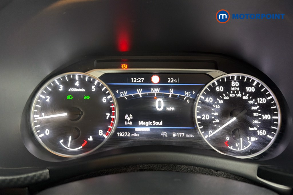 Nissan Juke N-Connecta Manual Petrol SUV - Stock Number (1649858) - 8th supplementary image