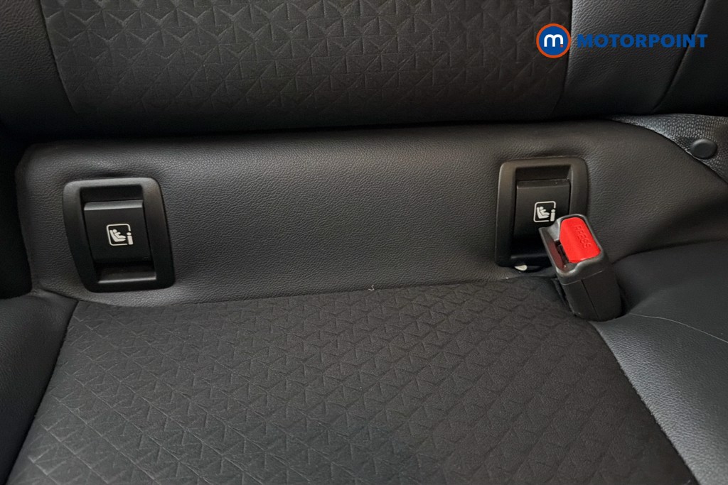 Nissan Juke N-Connecta Manual Petrol SUV - Stock Number (1649858) - 29th supplementary image