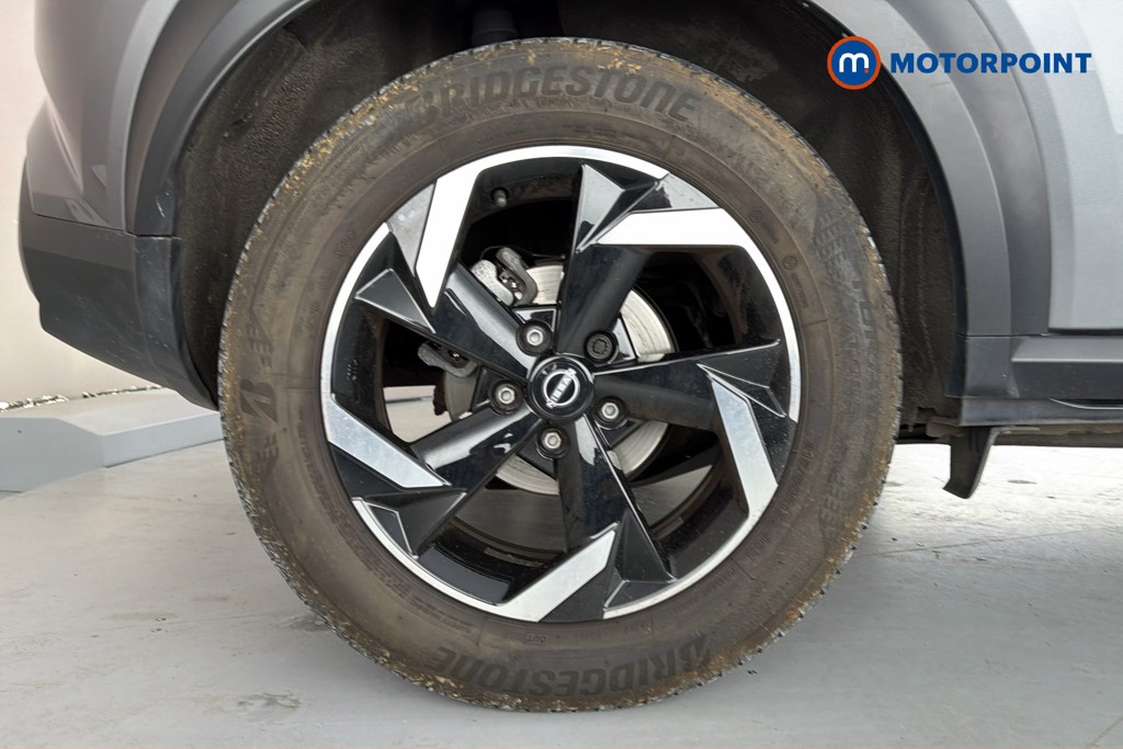 Nissan Juke N-Connecta Manual Petrol SUV - Stock Number (1649858) - 49th supplementary image