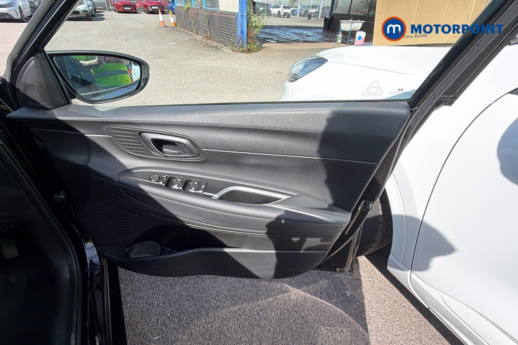Hyundai I20 Ultimate Manual Petrol Hatchback - Stock Number (1651158) - 37th supplementary image