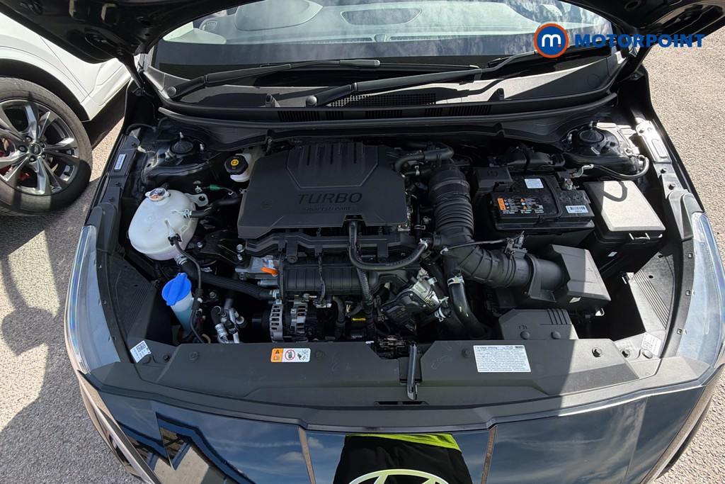 Hyundai I20 Ultimate Manual Petrol Hatchback - Stock Number (1651158) - 1st supplementary image