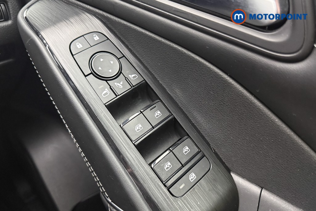 Nissan Qashqai N-Connecta Manual Petrol SUV - Stock Number (1651266) - 16th supplementary image
