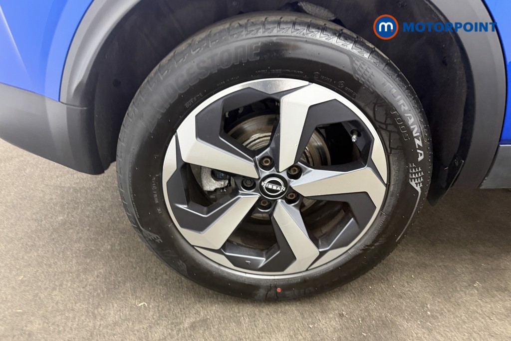 Nissan Qashqai N-Connecta Manual Petrol SUV - Stock Number (1651266) - 22nd supplementary image