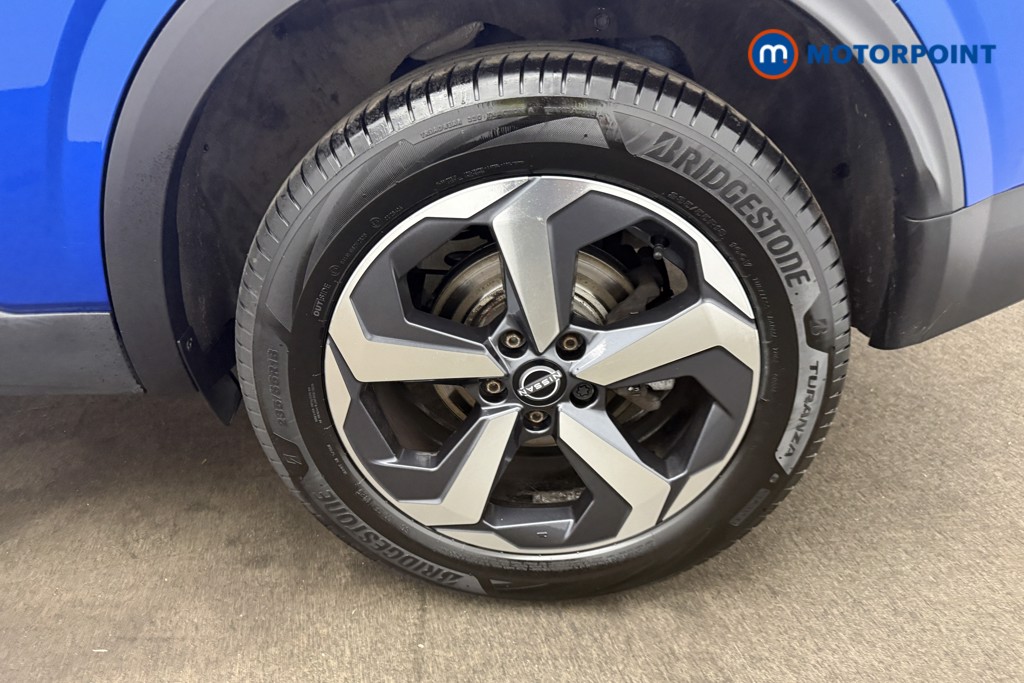 Nissan Qashqai N-Connecta Manual Petrol SUV - Stock Number (1651266) - 23rd supplementary image