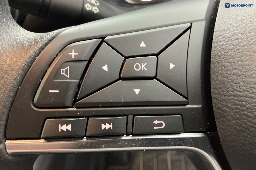 Nissan Juke Acenta Manual Petrol SUV - Stock Number (1651393) - 20th supplementary image