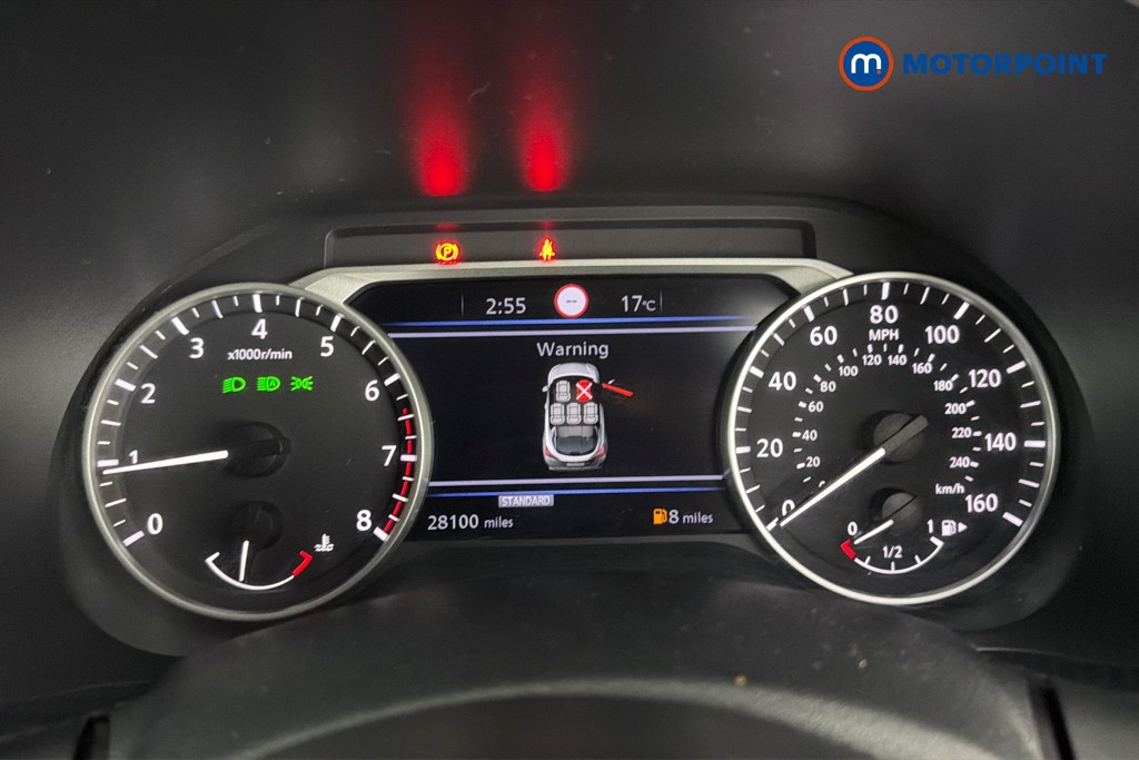 Nissan Juke N-Connecta Manual Petrol SUV - Stock Number (1651809) - 8th supplementary image